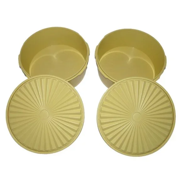 Vintage Tupperware set of 2 stacking 8" gold yellow containers 3.24" tall each - Picture 2 of 4